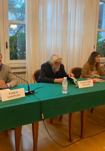 Gli incontri letterari di E-Campus